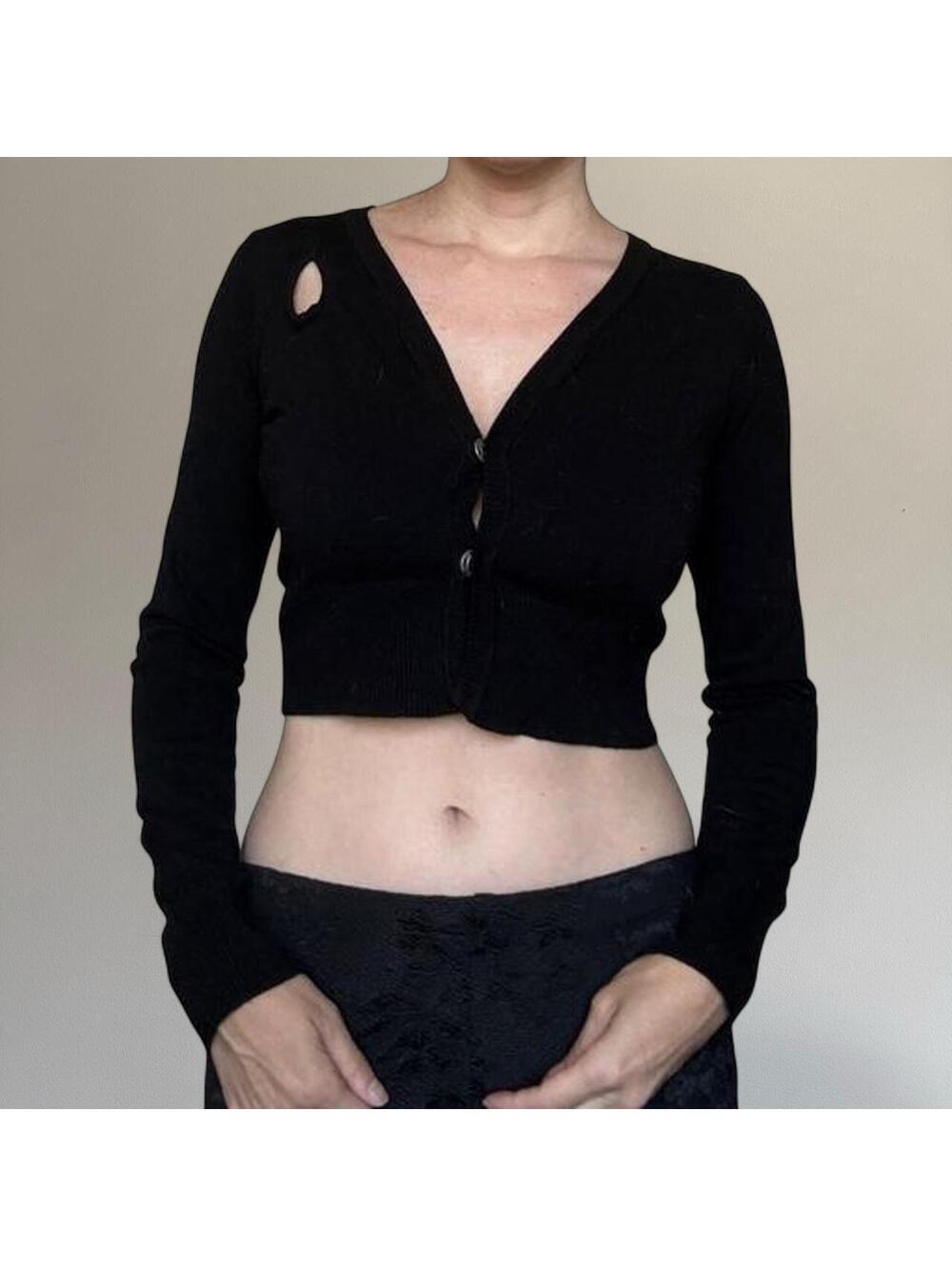 Y2K Rampage knit cropped cardigan. Size M.